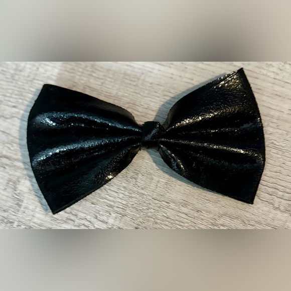 5 Piece ππππ Holiday Hair Bow Bundle. Super cute. Great Quality! - Picture 6 of 7